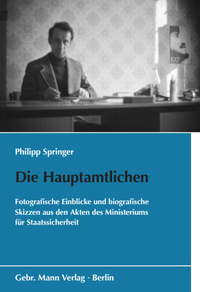 Cover des Buchs: Die Hauptamtlichen
